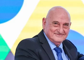 ‘Estou surpreso’, afirma general Dias, sobre declaração de Lula no caso das câmeras do Planalto