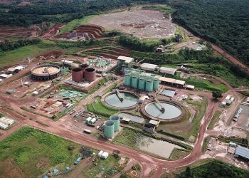 Mineração Aurizona S/A não paga a quatro  meses   os prestadores de serviços.