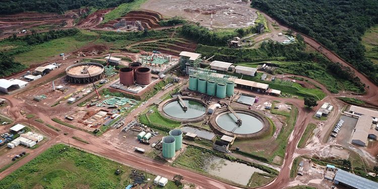 Mineração Aurizona S/A não paga a quatro meses os prestadores de serviços.
