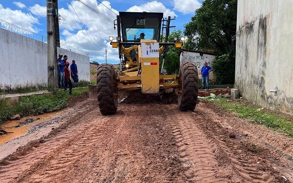 SEMIU inicia obra de limpeza na Estrada do Cajueiro em Paço do Lumiar