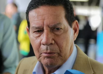 Mourão pede ‘interdição imediata’ do Congresso contra a cassação de Dallagnol