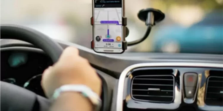 Governo Lula começa estudo para regulamentar trabalho por aplicativo