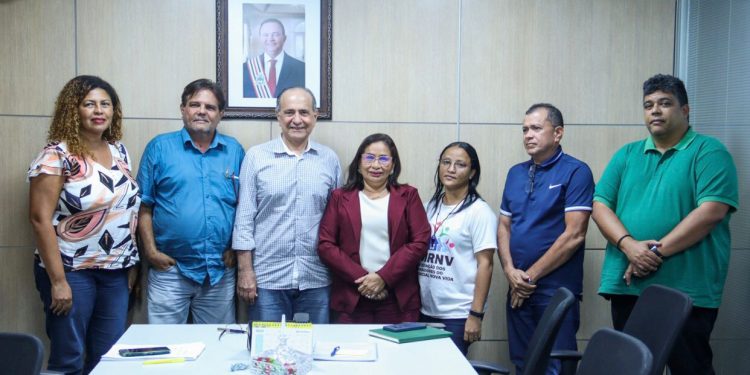 Em reunião na Sinfra, prefeita Paula Azevedo trabalha para garantir benefícios a bairros em Paço do Lumiar