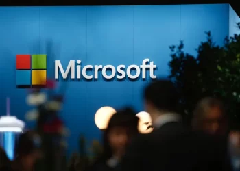 Microsoft e Meta anunciam parceria para distribuir novo software de IA para uso comercial
