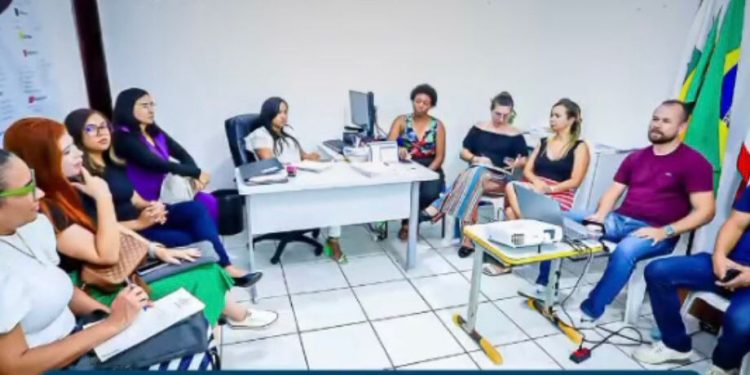 Prefeitura de Paço do Lumiar realiza reunião para alinhar matrícula do Censo Escolar 2023