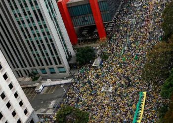 TSE torna Bolsonaro inelegível