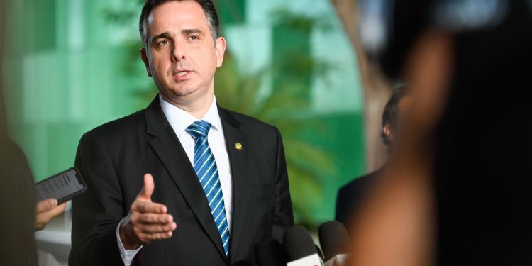 Pacheco diz que STF ‘invade competência do Congresso’ se descriminalizar drogas