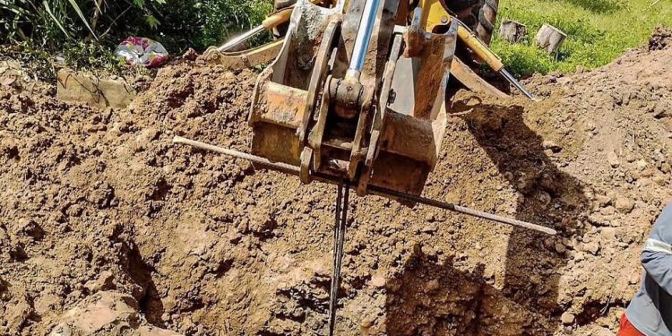 Prefeitura de Paço do Lumiar intensifica o trabalho de recuperação da Avenida Chico Mendes, no Residencial Cidade Verde I