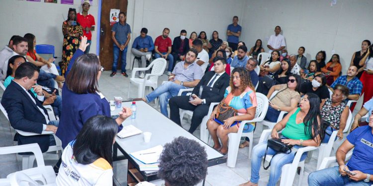 Prefeita Paula Azevedo agradece aliados e comemora regularização de escolas comunitárias em Paço do Lumiar