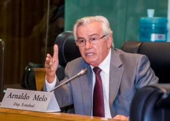 Aprovado PL que proíbe músicas com conteúdos sexuais em escolas do MA