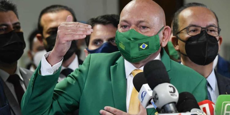 Hang diz que vídeo em que youtuber simula sua morte é brutal