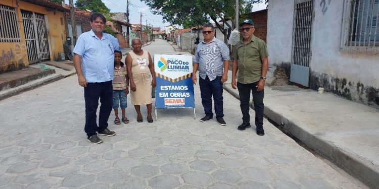 Prefeitura de Paço do Lumiar revitaliza rua do Residencial Carlos Augusto