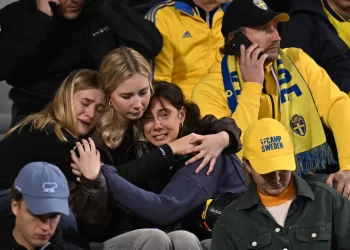 Bélgica x Suécia é suspenso por morte de dois torcedores a tiros perto do estádio