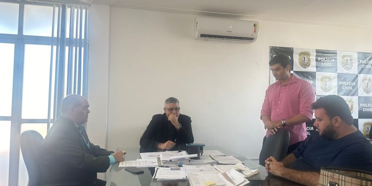 Policia Civil procura morador da Vila Palmeira suspeito de vários crimes contra o vereador Astro de Ogum