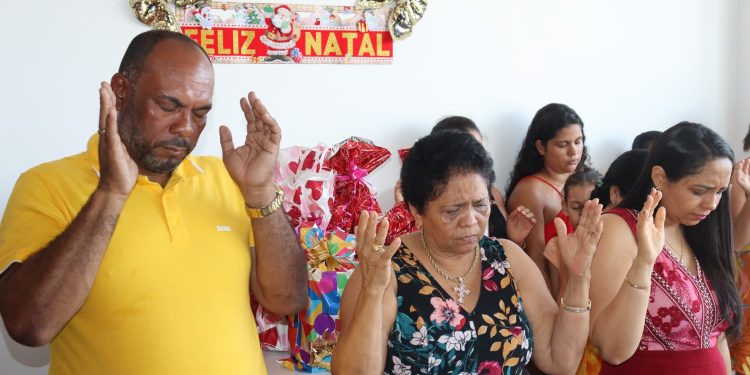 Confraternização da vereadora Orlete Mafra foi uma mistura de paz, alegria e união .