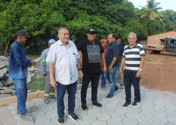 Prefeito de Godofredo Viana vistoria obras na saúde, educação e infraestrutura