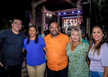 Vereadores marcaram presença nas comemorações do aniversário do município.