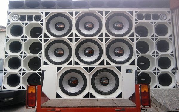 COROATÁ – Justiça acata pedido do MPMA e suspende evento com uso de paredões de som