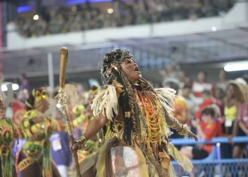 Viradouro é campeã do carnaval do Rio 2024