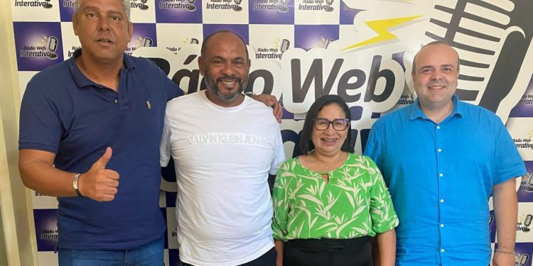 Comunicadores Nilson Junior e Thiago Aroso Conduzem Entrevista Histórica