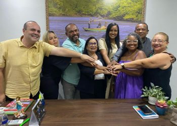 Líderes partidários reúnem-se em Paço do Lumiar.