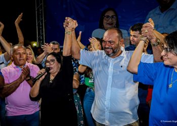 PAÇO DO LUMIAR TREMEU: EM GRANDE EVENTO POLÍTICO PAULA AZEVEDO DECLARA APOIO A PRÉ CANDIDATURA DE JORGE MARÚ