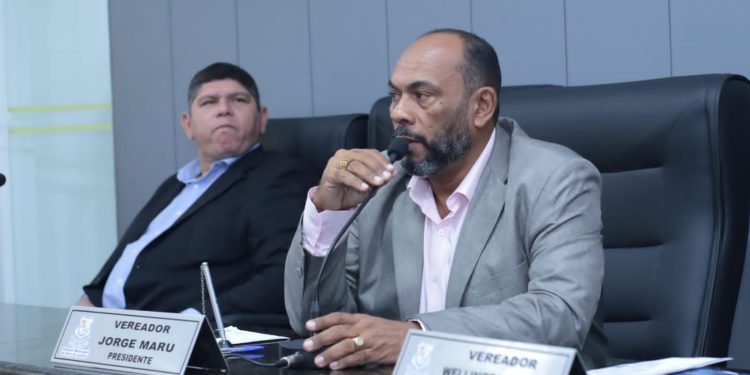 Jorge Marú Indica Linha de Ônibus para o Parque Guarujá