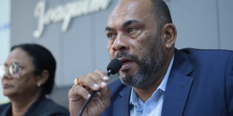 Jorge Marú Indica Recuperação Asfáltica da Rua Oitenta e Sete do Maiobão