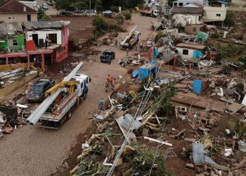 Rio Grande do Sul tem novos deslizamentos e rios voltam a transbordar; mortes sobem para 143