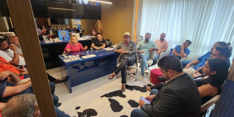 Paço do Lumiar: PL Municipal e Josimar de Maranhãozinho Articulam Estratégias para eleições 2024.