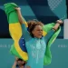 Rebeca Andrade conquista ouro no solo e se torna maior medalhista do Brasil em Olimpíadas