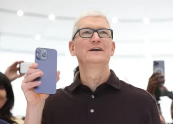 iPhone 16 terá inteligência artificial e câmera com obturador: veja tudo sobre o lançamento da Apple