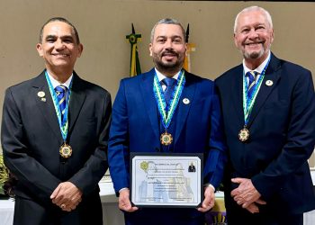 Vereador Major Roberto: O Novo Imortal da Academia de Letras dos Militares Estaduais do Brasil