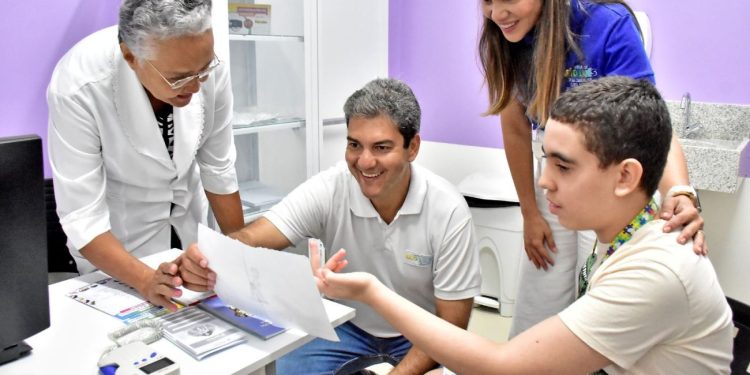 Prefeito Eduardo Braide entrega moderno Centro de Saúde na Vila Embratel