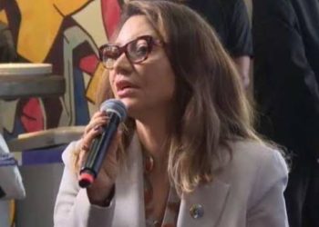 Atoismo desnecessário: Janja causa constrangimento diplomático ao xingar ministro americano Elon Musk 