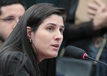 CCJ da Câmara aprova PEC que pode proibir aborto  no Brasil