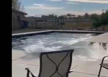 Sismo de magnitude 7 abala o norte da Califórnia