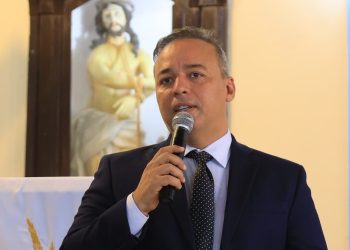 Prefeito Fred Campos promove recadastramento funcional para servidores municipais , combate ao nepotismo e nomeação de secretários