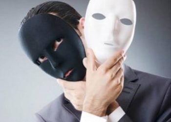 Artigo : O Carisma de Verdade e a Farsa da Popularidade Comprada