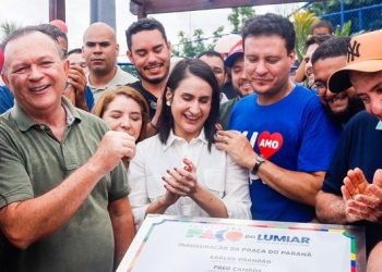 Carlos Brandão entrega obras em Paço do Lumiar e anuncia novos investimentos no município