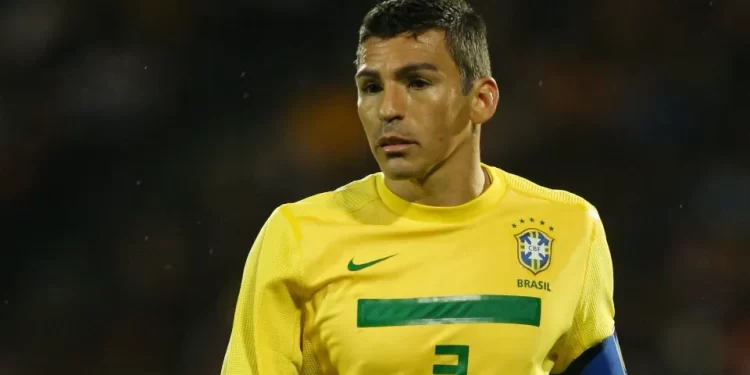 Acidente doméstico deixou Lúcio com 18% do corpo queimado