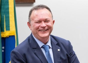 Governador Carlos Brandão antecipa primeira parcela do 13º salário para servidores estaduais