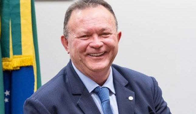 Governador Carlos Brandão antecipa primeira parcela do 13º salário para servidores estaduais