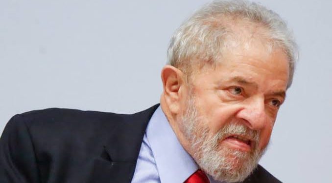 Brasil em Rota de Colisão: Rumo ao Isolamento Diplomático, Autoritarismo e Estagnação Econômica.