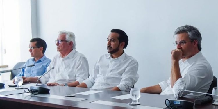 Deputados avaliam avanços e desafios da primeira infância em reunião da Frente de Combate à Pobreza