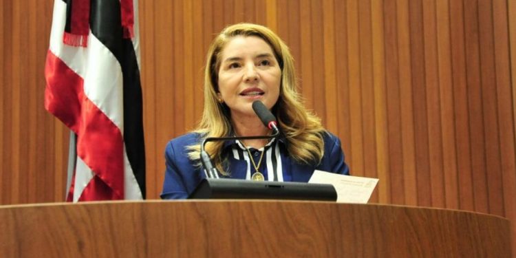 Honrarias evidenciam protagonismo de Iracema Vale e fortalecem pauta cultural