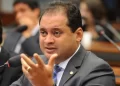Senador Weverton Rocha comenta busca da PF e diz estar à disposição das autoridades