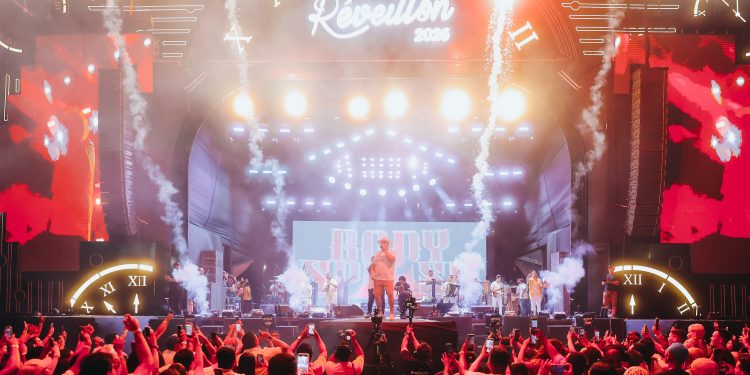 Multidão celebra chegada de 2026 em Réveillon promovido pelo Governo do Maranhão