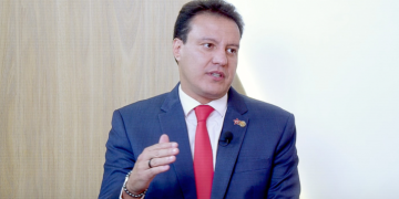 Quando a soberba de Camarão passa do bastidor e constrange Lula