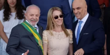 CPI pede quebra de sigilos de escritório ligado à esposa de Moraes por contrato milionário